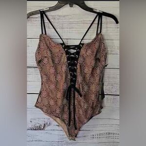 RESOLVE HOURS RED AND BLACK LACE BODYSUIT